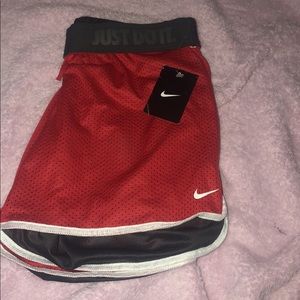 NWT NIKE RUNNING SHORTS ‼️‼️